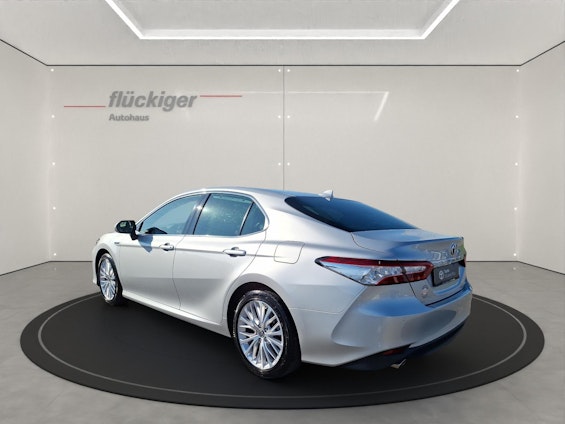 Vehicle image 6 Vehicle image 6