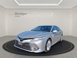 First vehicle image