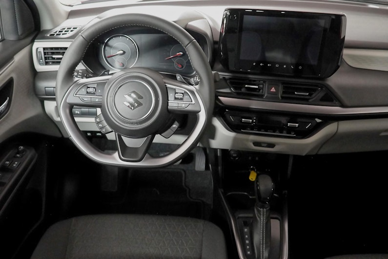 Vehicle image SUZUKI SWIFT