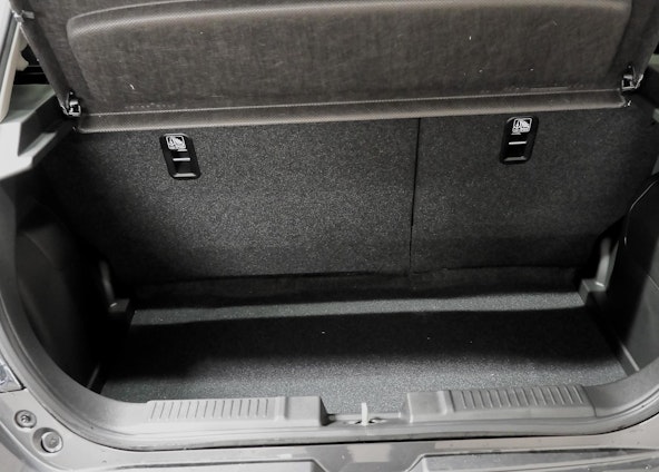 Vehicle image 14 Vehicle image 14