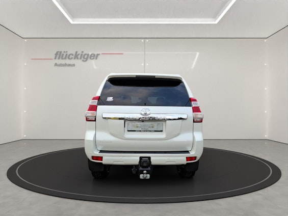 Vehicle image 5 Vehicle image 5