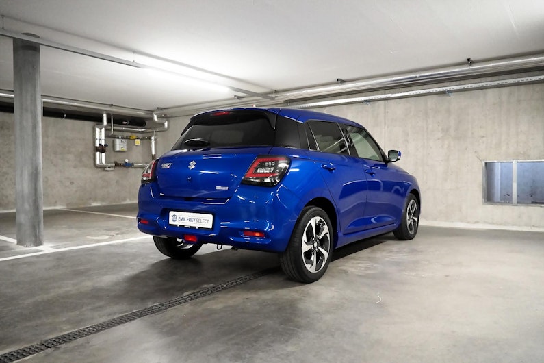 Vehicle image SUZUKI SWIFT