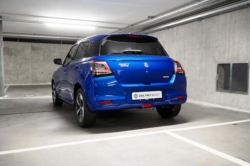 Vehicle image SUZUKI SWIFT