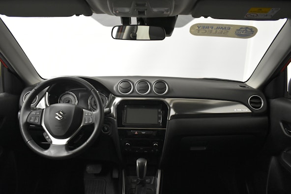 Vehicle image 7