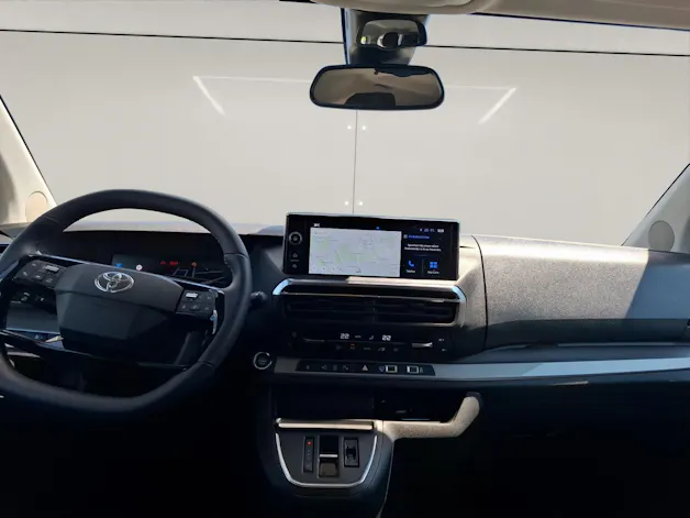 Toyota PROACE Verso L1 2.0 D Trend