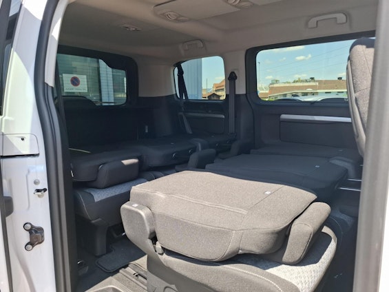 Vehicle image 10 Vehicle image 10