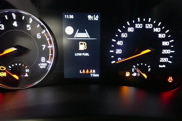 Vehicle image 19
