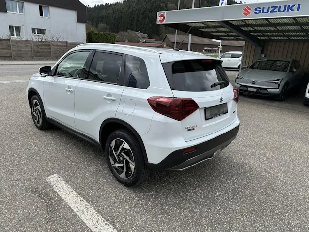 Suzuki Vitara 1.5 Compact Top Hybrid 4x4
