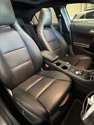 Mercedes-Benz A 250 AMG Line 4m