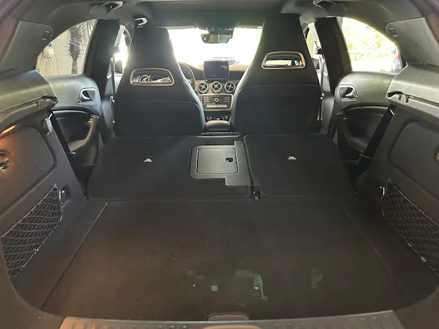 Mercedes-Benz A 250 AMG Line 4m