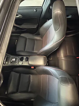 Mercedes-Benz A 250 AMG Line 4m