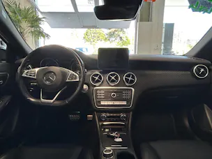 Mercedes-Benz A 250 AMG Line 4m