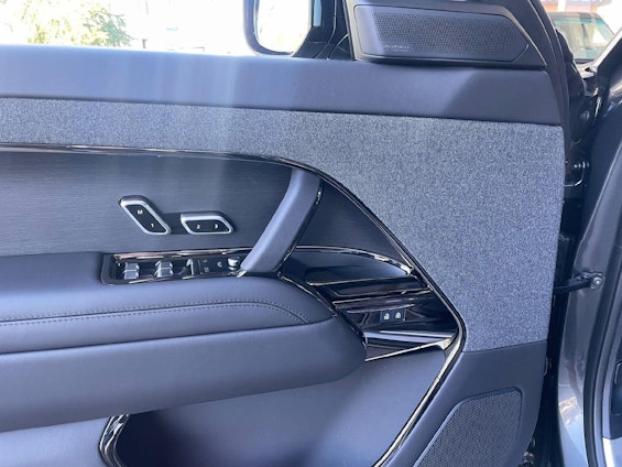 Vehicle image 5 Vehicle image 5