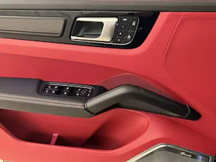 Porsche Cayenne Turbo GT