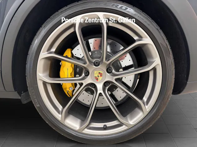 Porsche Cayenne Turbo GT