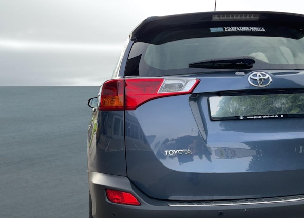 Vehicle image 23 Vehicle image 23