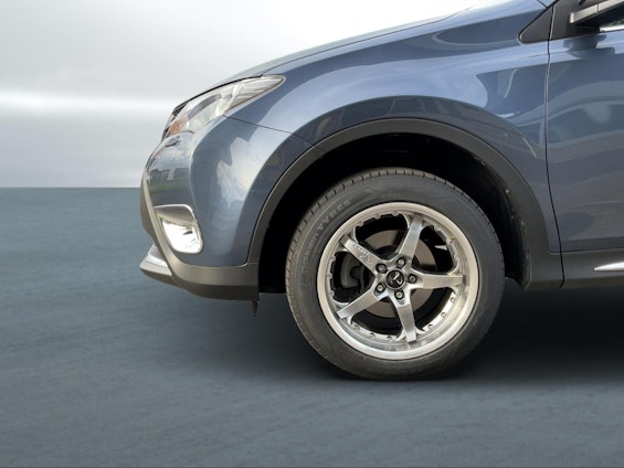 Vehicle image 15 Vehicle image 15