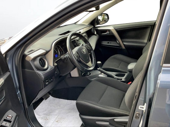 Vehicle image 5 Vehicle image 5