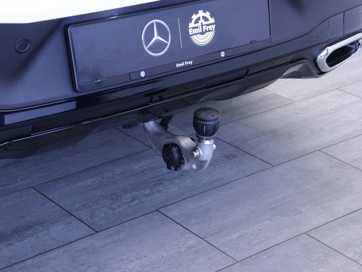 Vehicle image MERCEDES-BENZ GLC 220