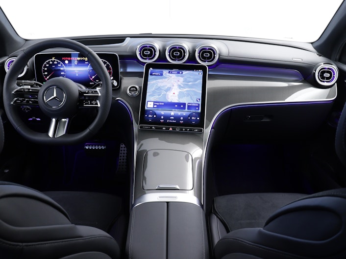 Vehicle image MERCEDES-BENZ GLC 220