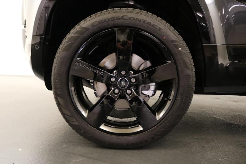 Vehicle image LAND ROVER DEFENDER