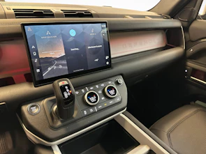 image du véhicule LAND ROVER Defender 90 3.0 D I6 250 X-Dynamic SE