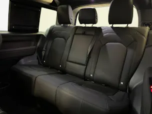 Land Rover Defender 90 3.0 D I6 250 X-Dynamic SE