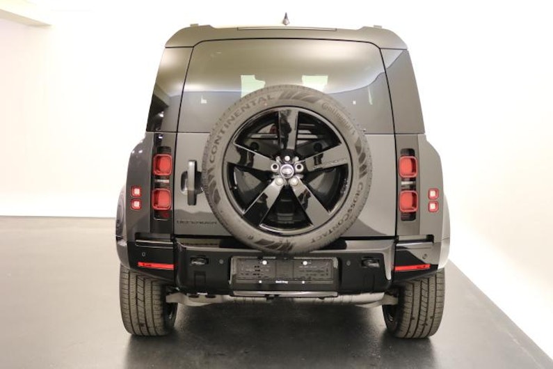 Vehicle image LAND ROVER DEFENDER