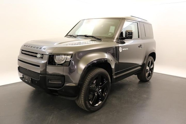 First vehicle image