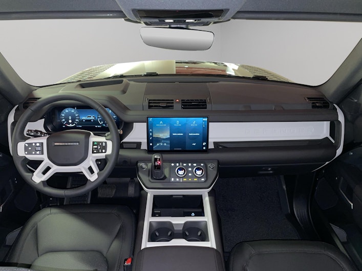 Vehicle image LAND ROVER DEFENDER