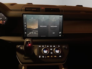 Vehicle image LAND ROVER Defender 90 3.0 D I6 250 S