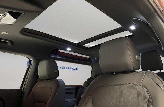 Vehicle image 10 Vehicle image 10