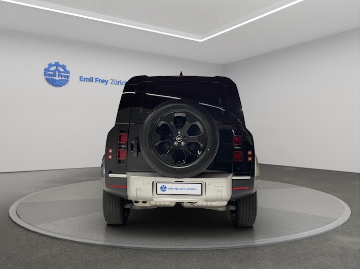 Vehicle image LAND ROVER DEFENDER