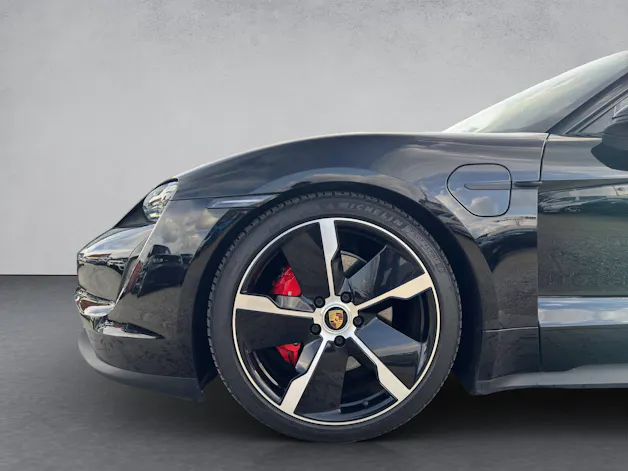 Porsche Taycan 4S mit Performance Batterie Plus