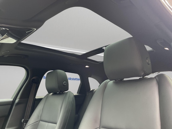 Vehicle image LAND ROVER RANGE ROVER VELAR