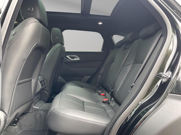 Vehicle image LAND ROVER RANGE ROVER VELAR