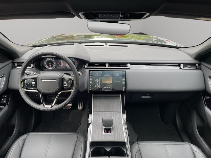 Vehicle image LAND ROVER RANGE ROVER VELAR