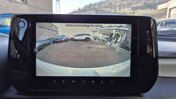 Vehicle image 14 Vehicle image 14