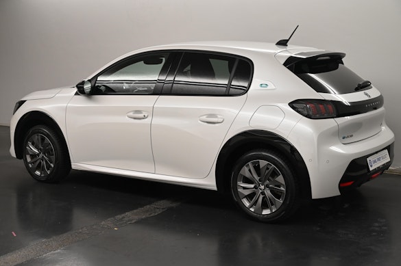 PEUGEOT 208 e-GT Pack 3