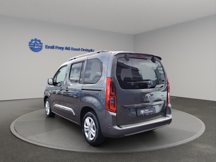 Vehicle image TOYOTA PROACE CITY VERSO