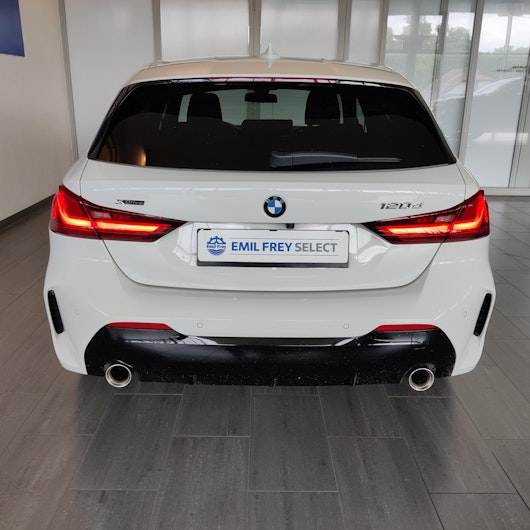 Vehicle image BMW 1 SERIES