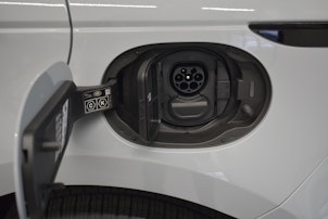 Vehicle image LAND ROVER Range Rover Evoque 1.5 T 270e Dynamic SE