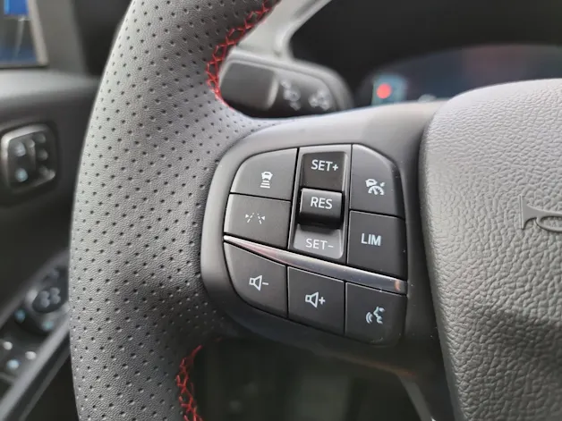 Ford Kuga 2.5 Hybrid ST-Line X 4x4