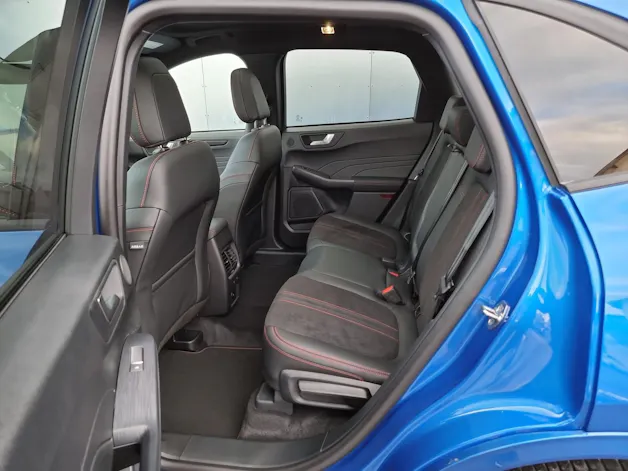 Ford Kuga 2.5 Hybrid ST-Line X 4x4