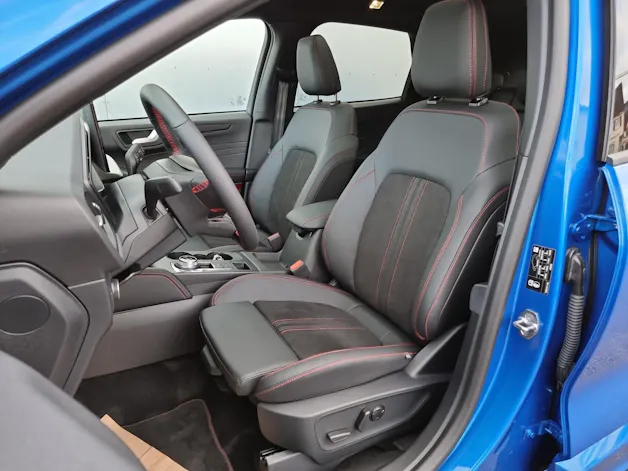 Ford Kuga 2.5 Hybrid ST-Line X 4x4