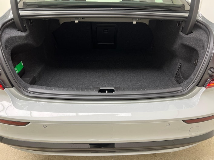 Vehicle image VOLVO S60