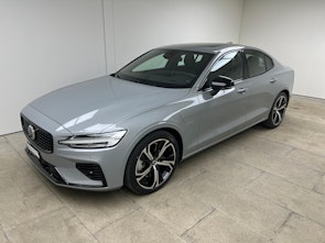 Vehicle image VOLVO S60 2.0 T8 TE Ultimate Dark eAWD