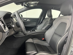 Vehicle image VOLVO S60 2.0 T8 TE Ultimate Dark eAWD