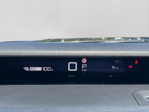 Vehicle image CITROEN e-C3 Aircross You+