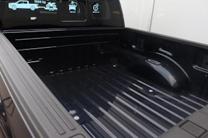 Vehicle image FORD F-150 Lightning DKab.Pick-up 98 kWh Lariat Launch Edition